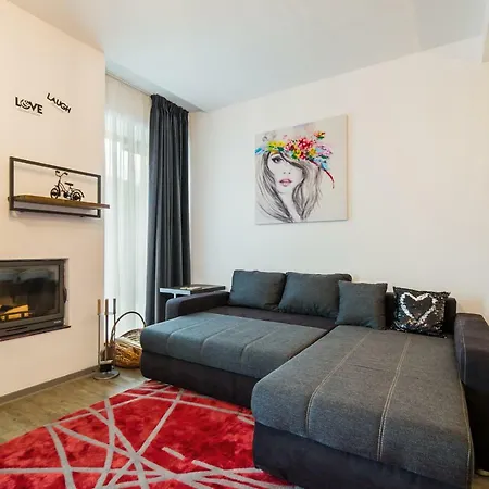 Silver Mountain A21 Friendly Apartment Poiana Brasov